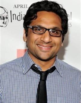 Diễn viên Ravi Patel