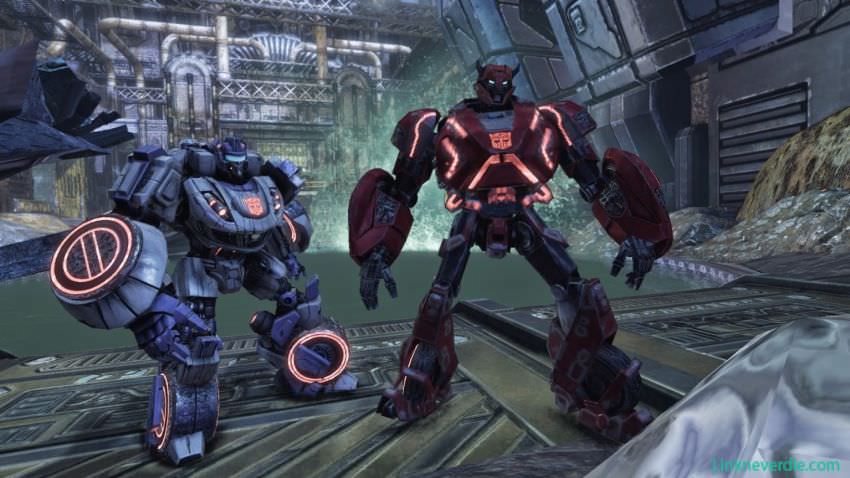 Hình ảnh trong game Transformers Fall of Cybertron (screenshot)