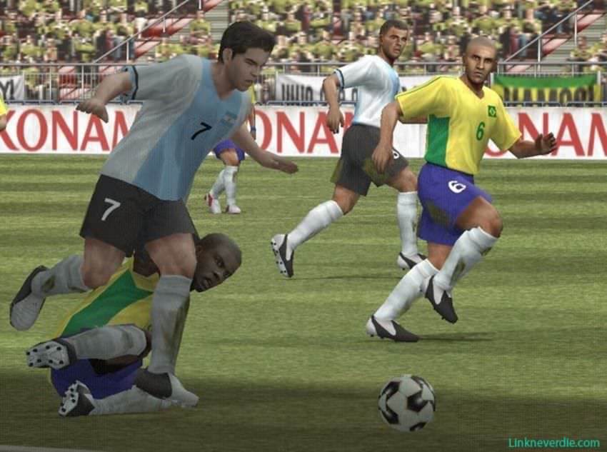 Hình ảnh trong game PES 2005 (screenshot)