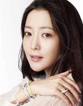 Diễn viên Hee-seon Kim