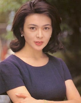 Diễn viên Rosamund Kwan