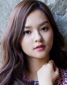 Diễn viên Hye-Yoon Kim