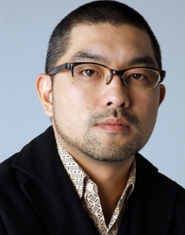 Diễn viên Keisuke Toyoshima