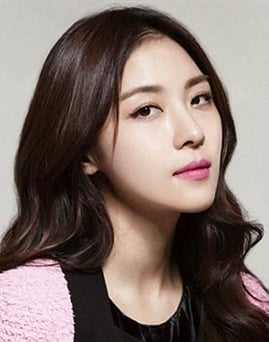 Diễn viên Ji-won Ha