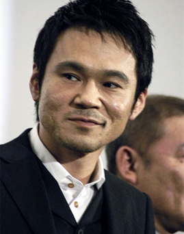Diễn viên Masahiro Kômoto