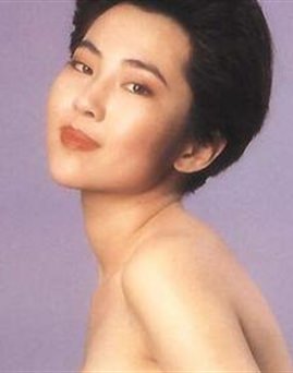 Diễn viên Isabella Chow