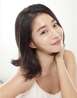 Diễn viên Min-jung Lee