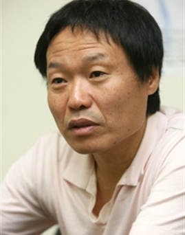 Đạo diễn Jae-young Kwak