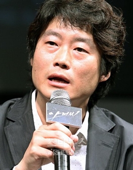 Đạo diễn Jeong-beom Lee