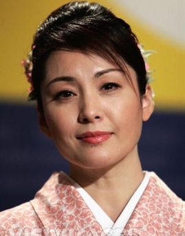 Diễn viên Keiko Matsuzaka
