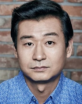 Diễn viên Hyuk-kwon Park