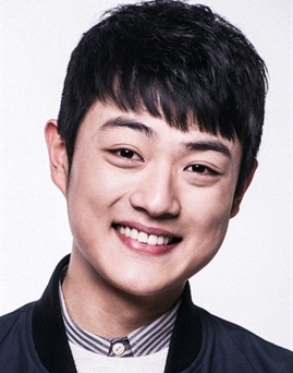 Diễn viên Sung-Bum Jang