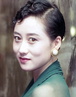 Diễn viên Nina Li Chi