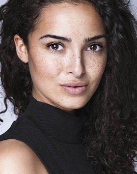 Anna Shaffer